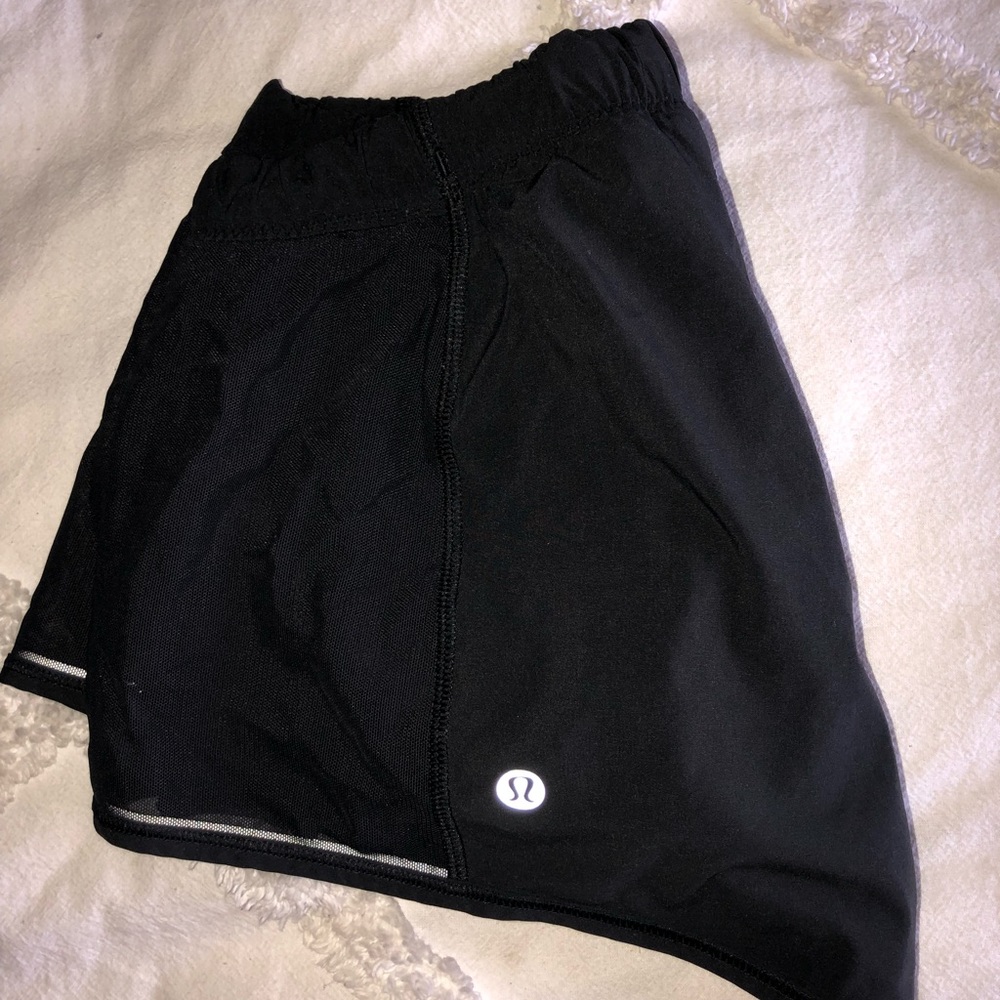 Black low rise Lululemon shorts